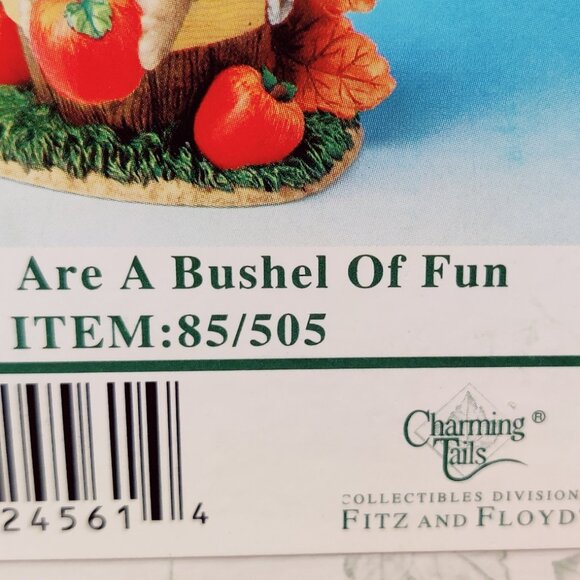 Fitz and Floyd Charming Tails: Friends Are A Bushel Of Fun - 85/505 In Box - Picture 9 of 9